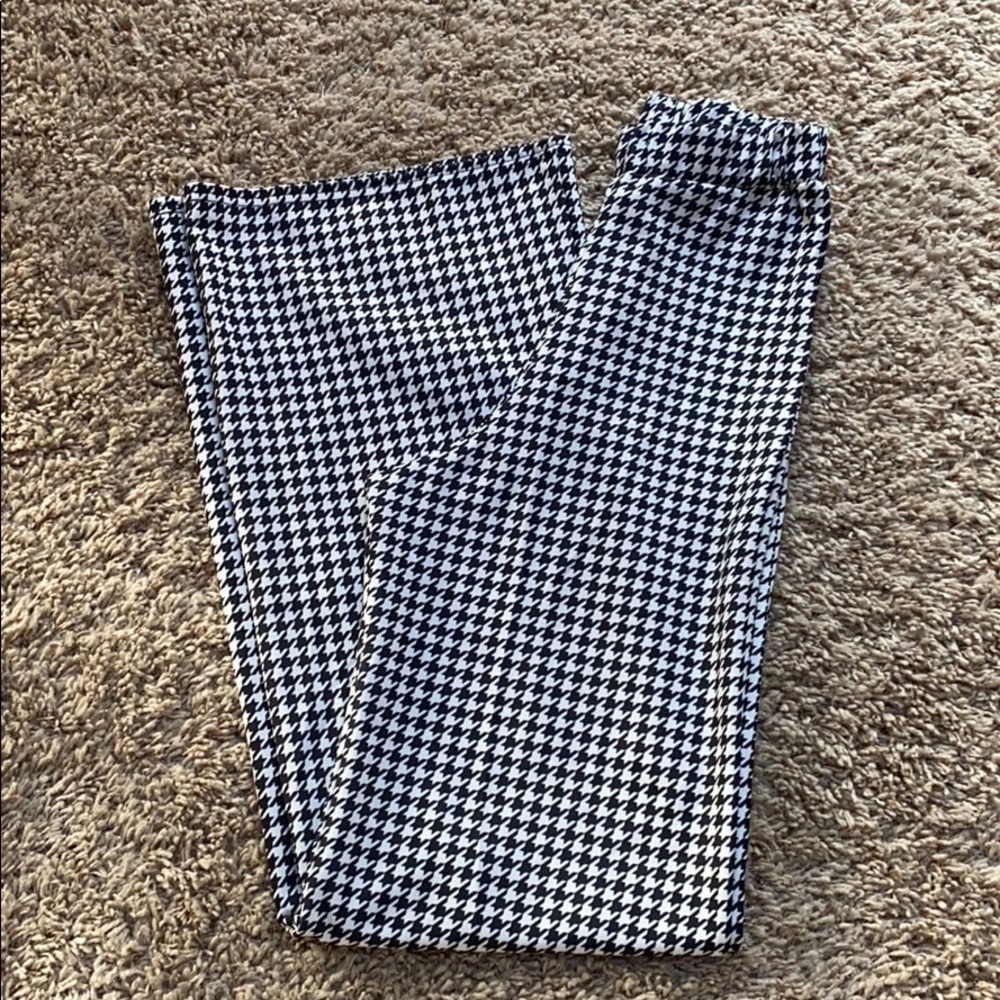 Cool checkered pants! Swipe to see on me!